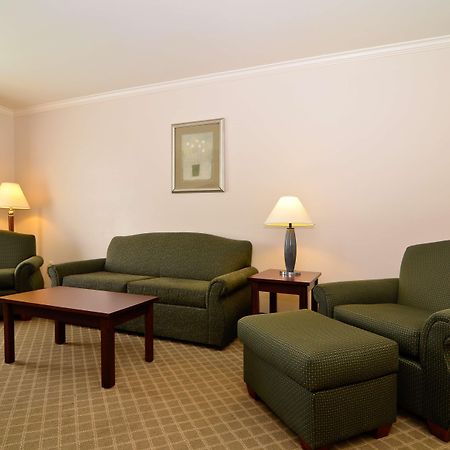 Best Western Plus Country Park Hotel Tehachapi Interior foto