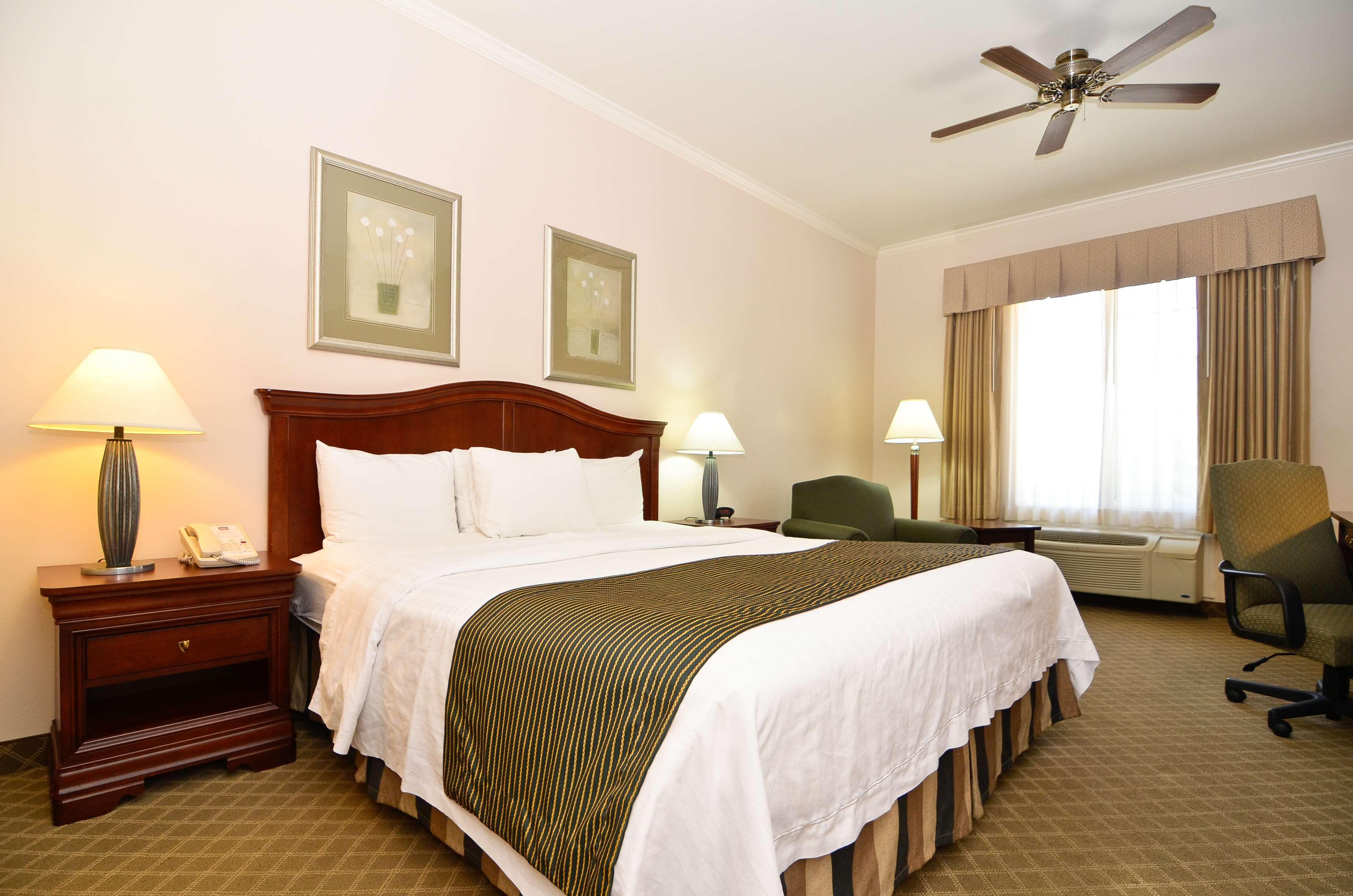 Best Western Plus Country Park Hotel Tehachapi Quarto foto