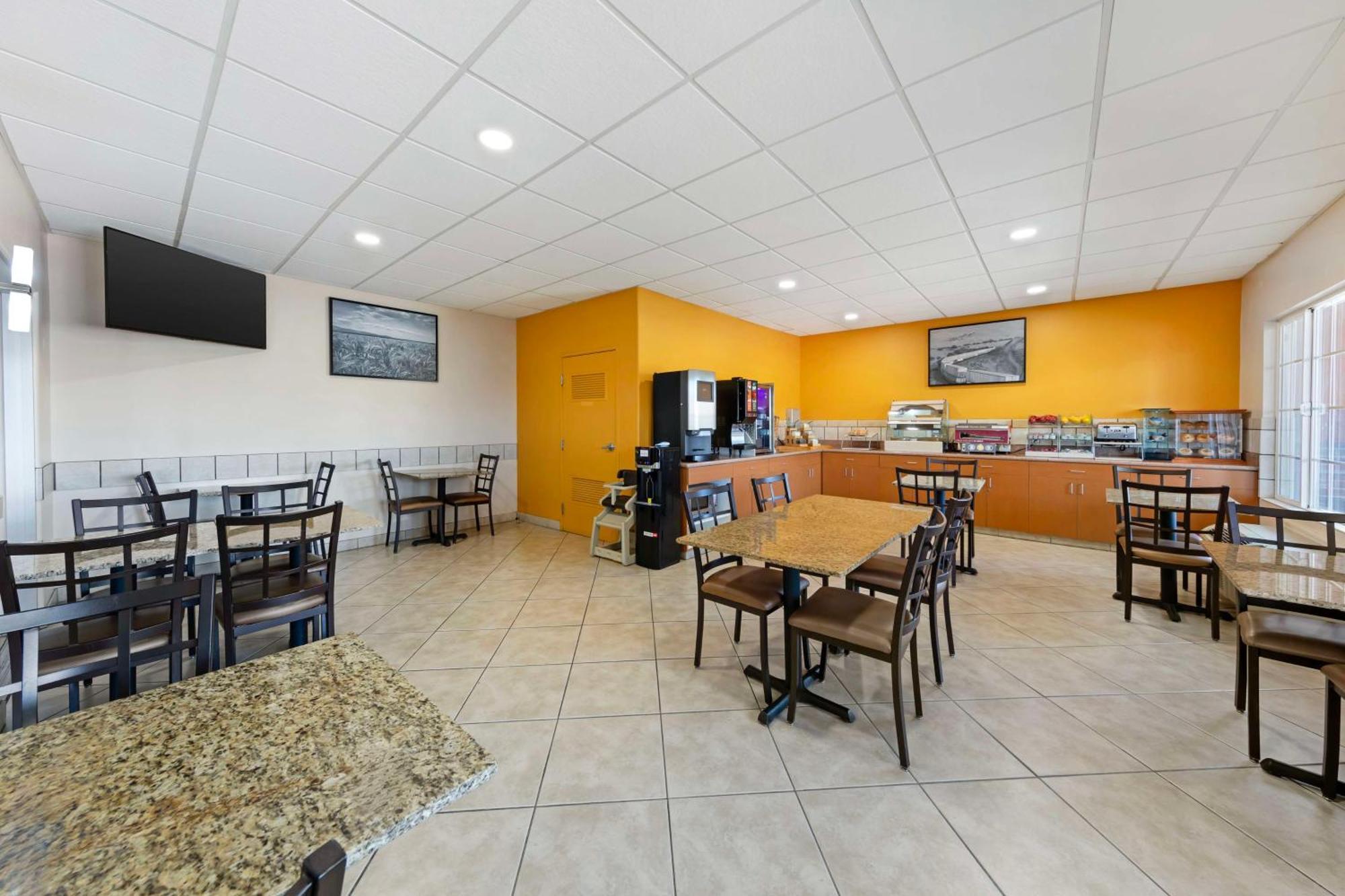Best Western Plus Country Park Hotel Tehachapi Exterior foto