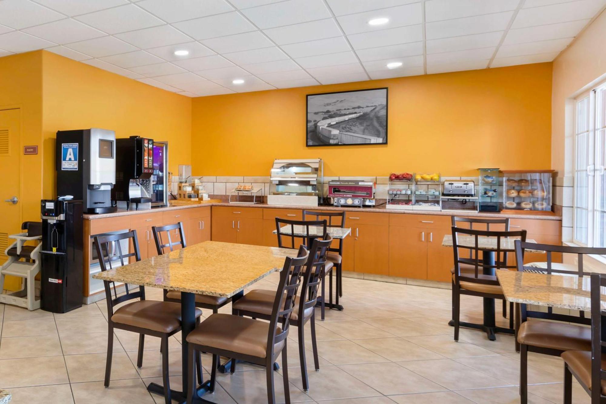 Best Western Plus Country Park Hotel Tehachapi Exterior foto